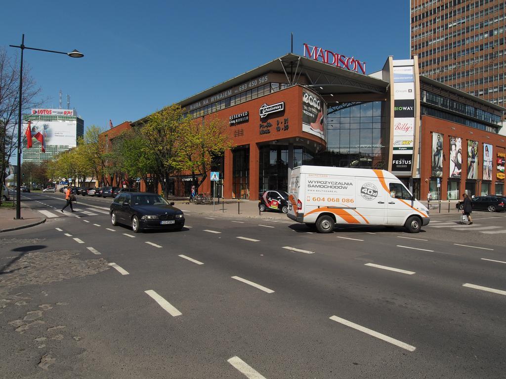 Grand -Tourist Marine Apartments Gdansk Bagian luar foto